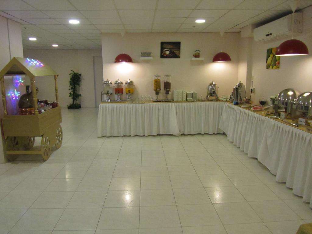 Jw Inn Hotel Nadinah Dış mekan fotoğraf